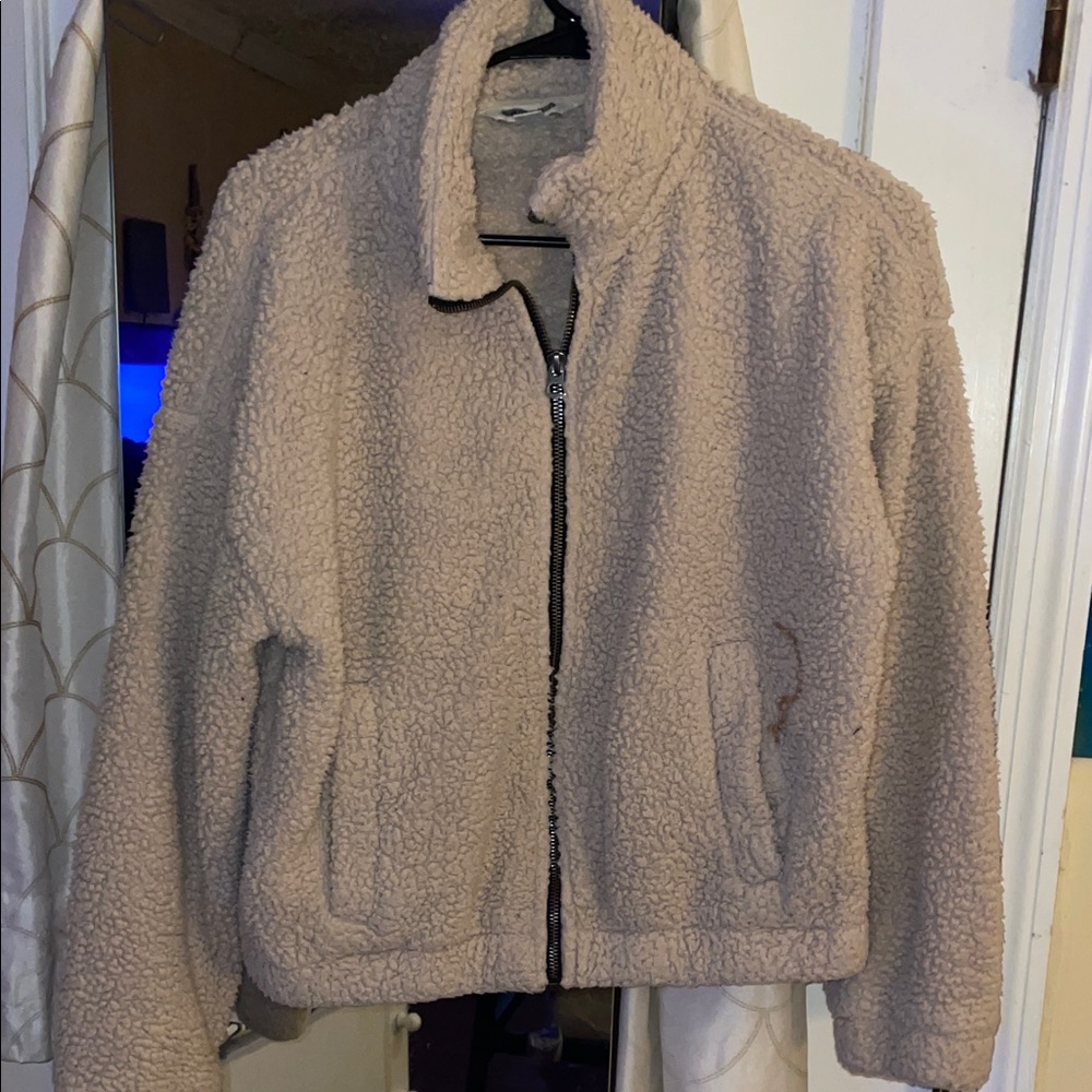 American Eagle Outfitters Cream Sherpa Jacket